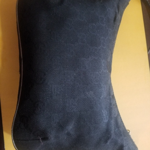 AUTHENTIC SMALL GUCCI BLACK HANDBAG - Picture 2 of 8